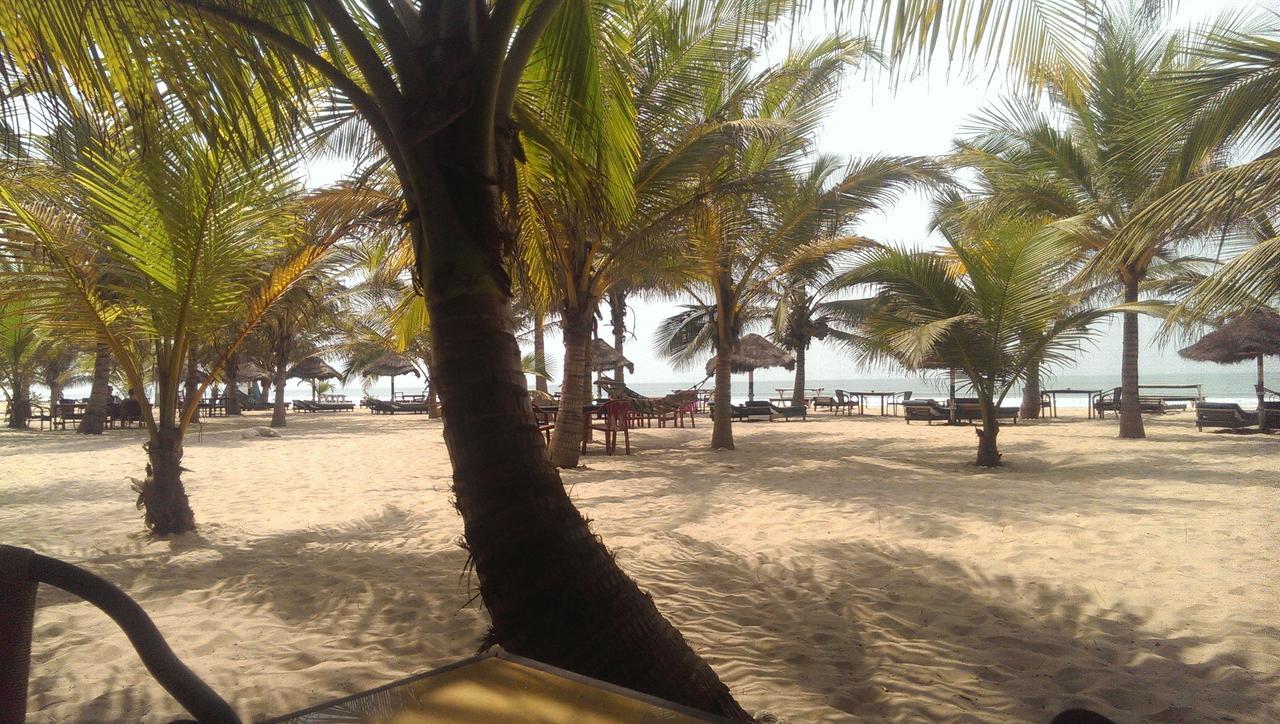 Jungle Beach Resort Sanyang Exterior foto